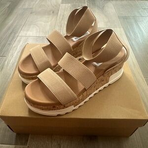 Steve Madden Bandi Tan Cork Sandals Size 7